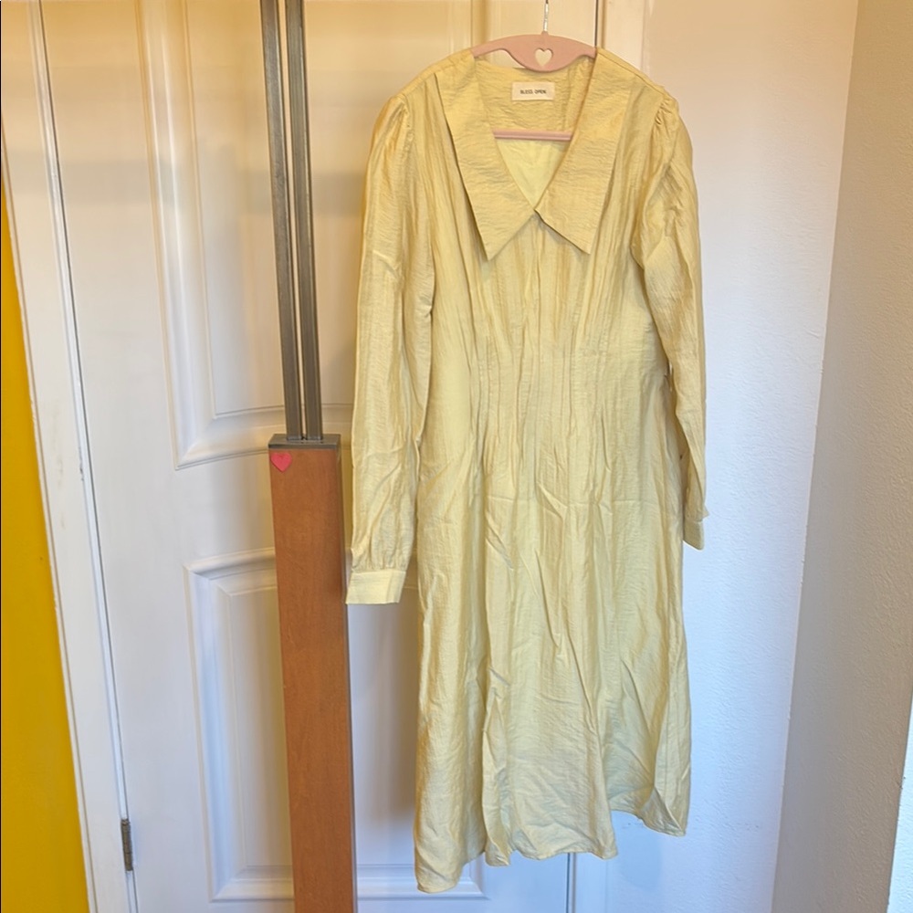 Yellow Bishop Sleeve Buttoned Dress with Notched Collar